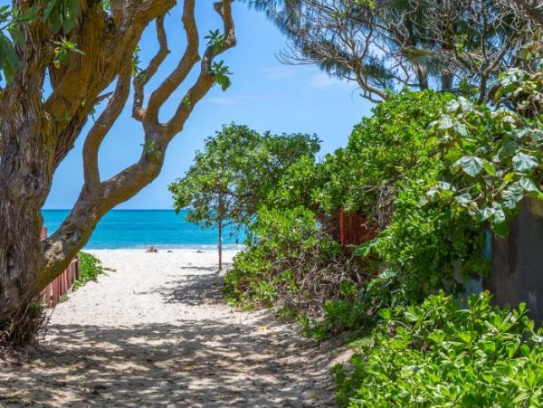 Kailua Lanikai Beach Home 1000989