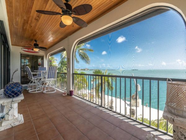Ocean Views Summerland Vacation Home Three Bedroom