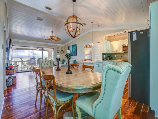Ocean Views Summerland Vacation Home Three Bedroom