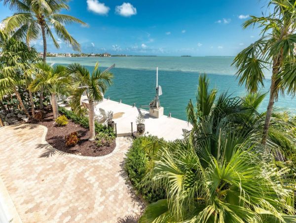 Ocean Views Summerland Vacation Home Three Bedroom