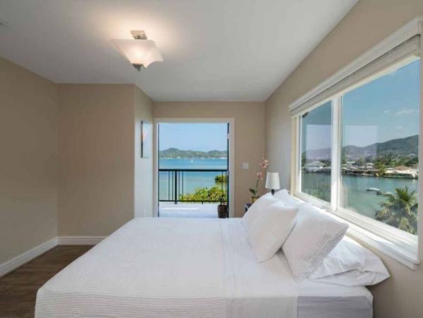 Kailua Lanikai Beach Home 1000998