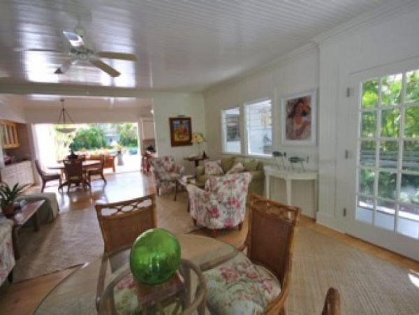 Kailua Lanikai Beach Home 1000999