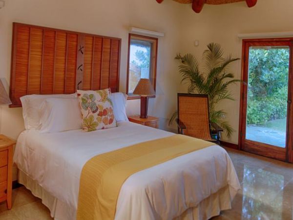 Kailua Lanikai Beach Home 1001009