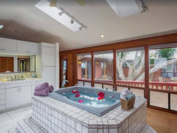 Kailua Lanikai Beach Home 1001017