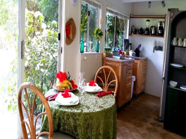 Haiku Vacation Cottage One Bedroom