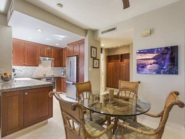 Ocean Views Kapalua Vacation Condo One Bedroom