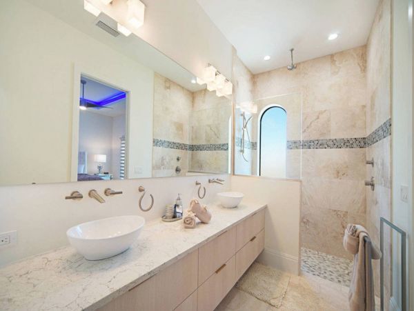 Stunning Vacation Home in Cape Coral with Pool & Boat Dock