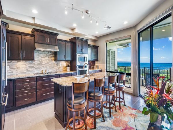 Ocean Views Vacation Condo in Kapalua One Bedroom