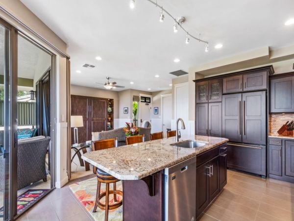Ocean Views Vacation Condo in Kapalua One Bedroom