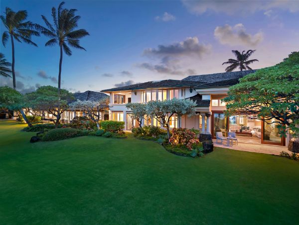 Kailua Vacation Luxury Estate Nine Bedroom with Pool