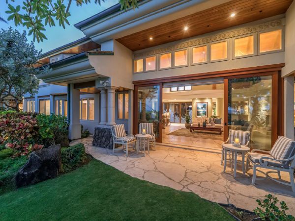 Kailua Vacation Luxury Estate Nine Bedroom with Pool