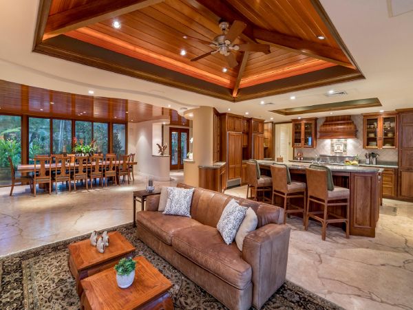 Kailua Vacation Luxury Estate Nine Bedroom with Pool