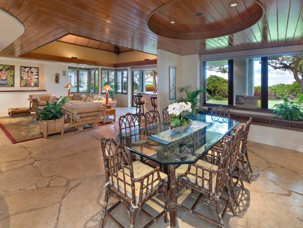Kailua Vacation Luxury Estate Nine Bedroom with Pool