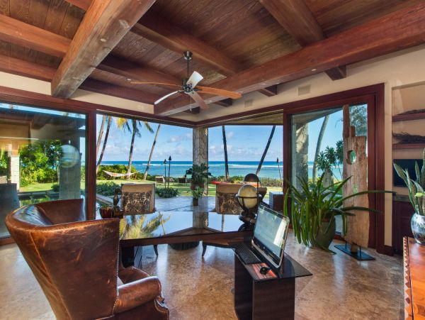 Luxury Oahu Beachfront Vacation Rental near Diamond Head Exclusive Monthly Rental