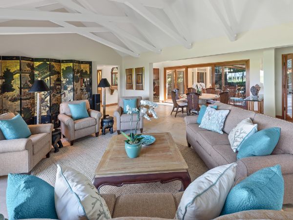 On Beach Kailua Vacation Estate Eight Bedroom