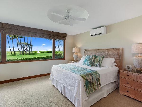 On Beach Kailua Vacation Estate Eight Bedroom