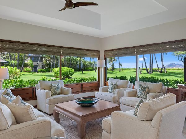 On Beach Kailua Vacation Estate Eight Bedroom