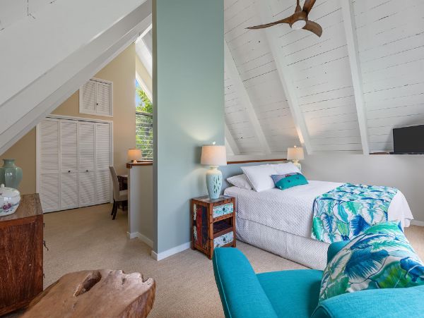 On Beach Kailua Vacation Estate Eight Bedroom