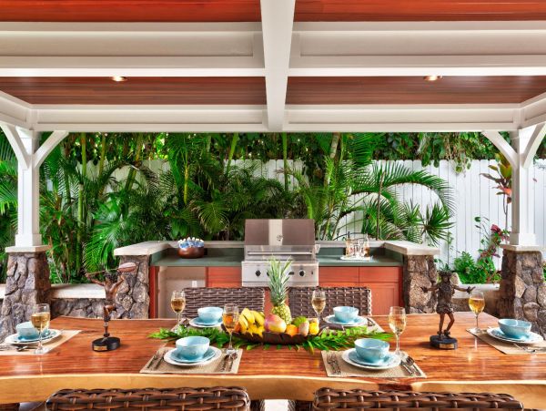 Kailua Vacation Home with Pool Four Bedroom
