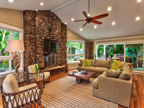 Kailua Vacation Home with Pool Four Bedroom