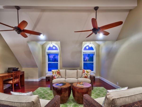 Kailua Vacation Home with Pool Four Bedroom