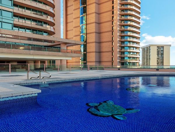 Ocean Views Vacation Penthouse in Honolulu Three Bedroom