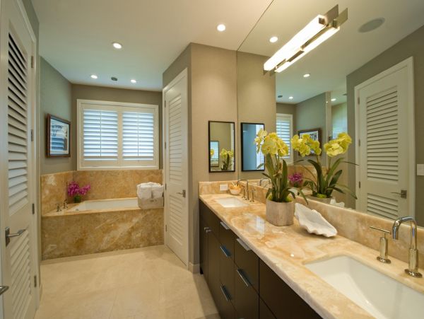 Ocean Views Vacation Home in Honolulu Four Bedroom