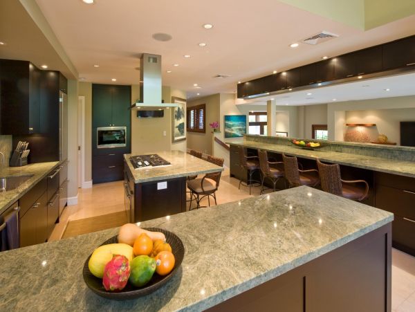 Ocean Views Vacation Home in Honolulu Four Bedroom