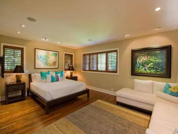 Ocean Views Vacation Home in Honolulu Four Bedroom