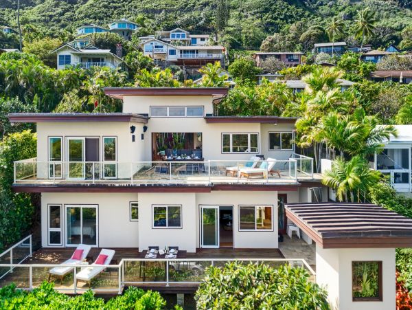 Ocean Views Kailua Vacation Home Four Bedroom