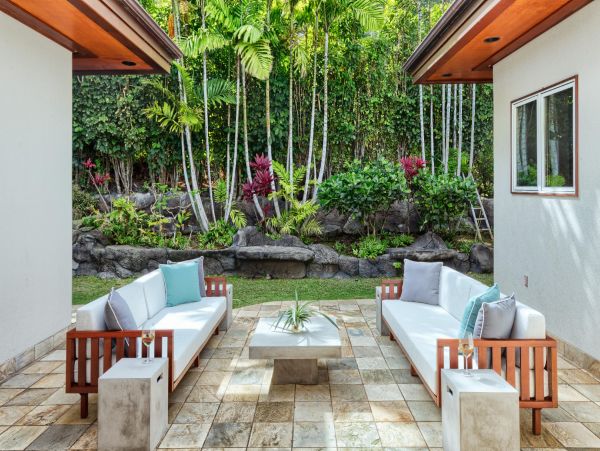 Ocean Views Kailua Vacation Home Four Bedroom