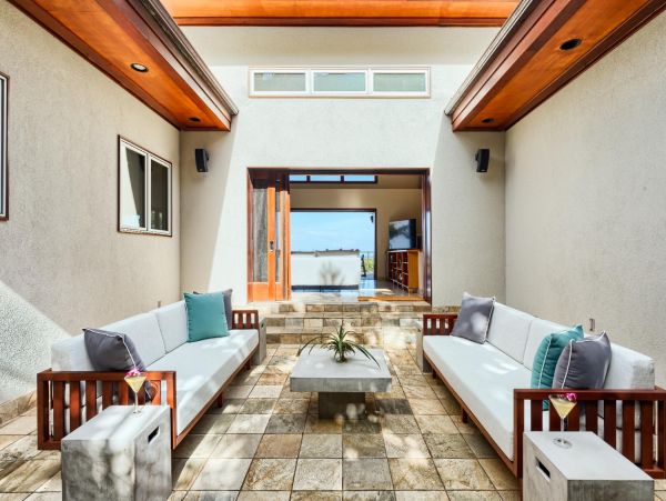 Ocean Views Kailua Vacation Home Four Bedroom