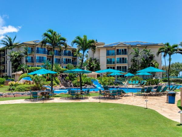 Oceanfront Two Bedroom Vacation Condo in Kapaa