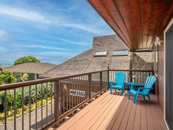 Beachfront Paradise in Kapa'a: A Luxurious Hawaiian Retreat