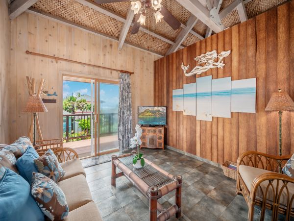 Beachfront Paradise in Kapa'a: A Luxurious Hawaiian Retreat