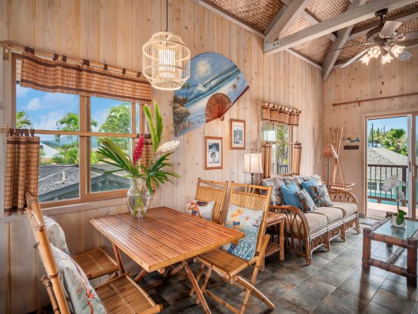 Beachfront Paradise in Kapa'a: A Luxurious Hawaiian Retreat