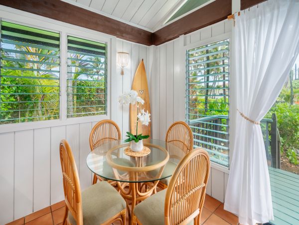 Beachfront Paradise in Kapa'a: A Luxurious Hawaiian Retreat