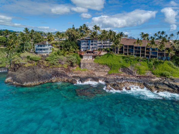 Oceanfront Bliss Just 5 Minutes from Poipu Beach & Brennecke's Beach