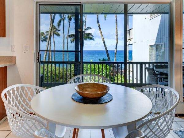 Oceanfront Bliss Just 5 Minutes from Poipu Beach & Brennecke's Beach