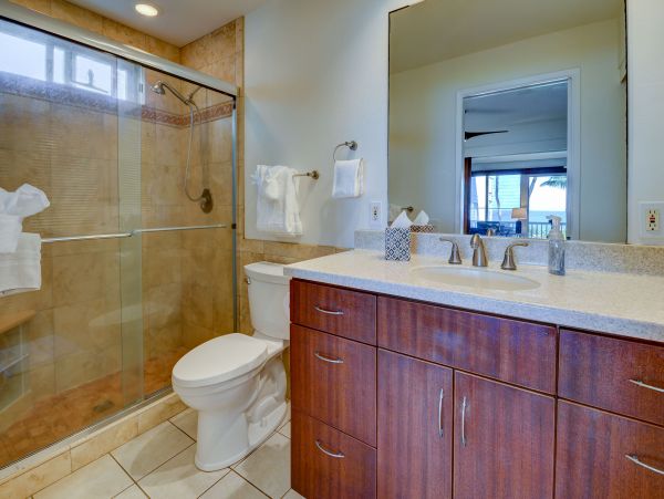Oceanfront Bliss Just 5 Minutes from Poipu Beach & Brennecke's Beach