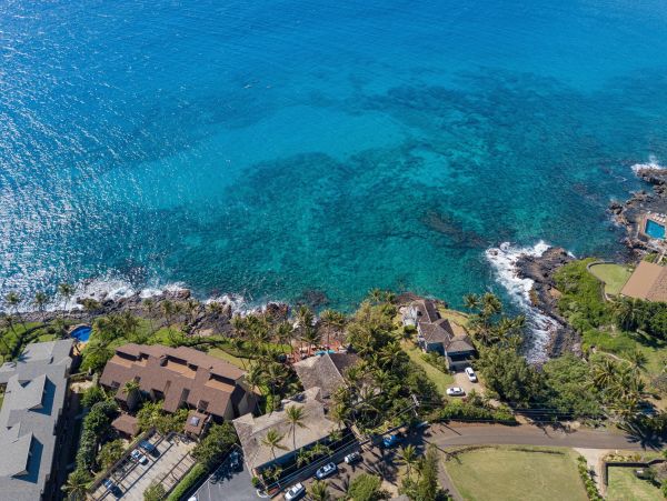 Oceanfront Bliss Just 5 Minutes from Poipu Beach & Brennecke's Beach