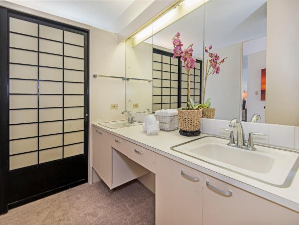 Honolulu Diamond Head Kahala Condo 1001171