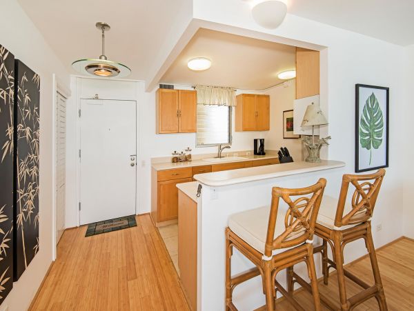 Honolulu Diamond Head Kahala Condo 1001172