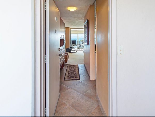 Honolulu Diamond Head Kahala Condo 1001173