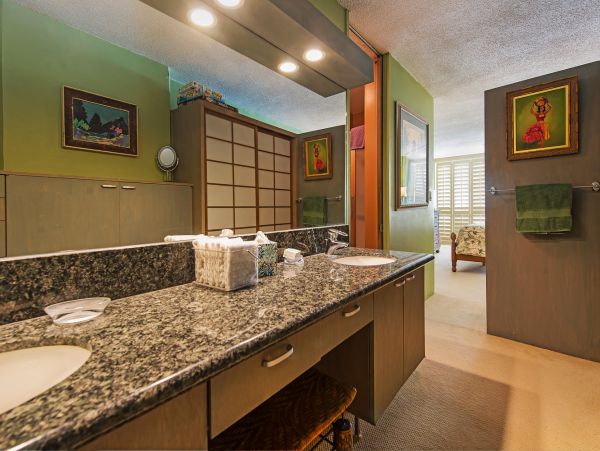 Honolulu Diamond Head Kahala Condo 1001173