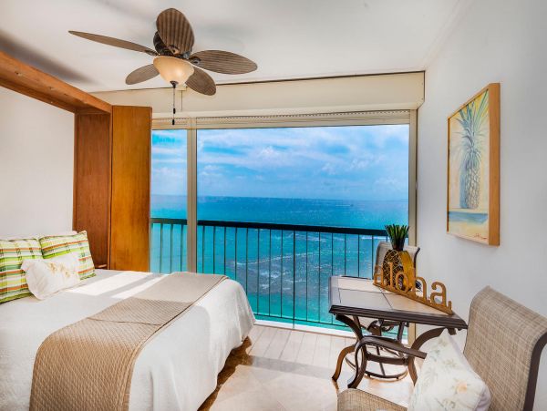 Honolulu Diamond Head Kahala Condo 1001174