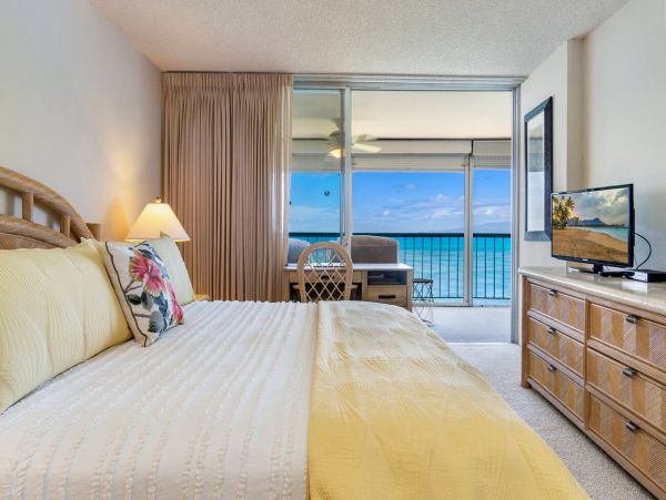 Honolulu Diamond Head Kahala Condo 1001175