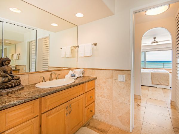 Honolulu Diamond Head Kahala Condo 1001177