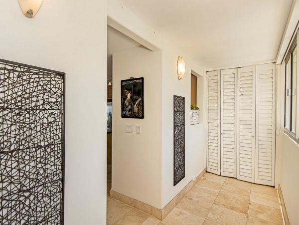 Honolulu Diamond Head Kahala Condo 1001177