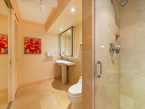 Honolulu Diamond Head Kahala Condo 1001180